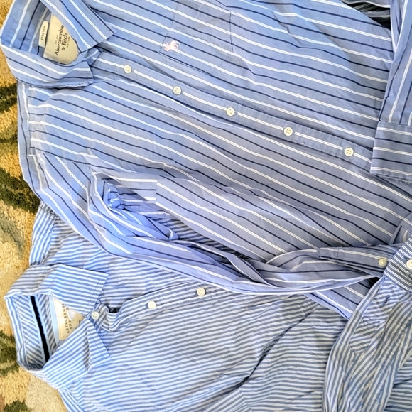 Lot of 4 A&F, Hollister dress shirts - Picture 2 of 7